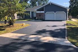 Best Gravel Driveway Installation  in Jennings, MO